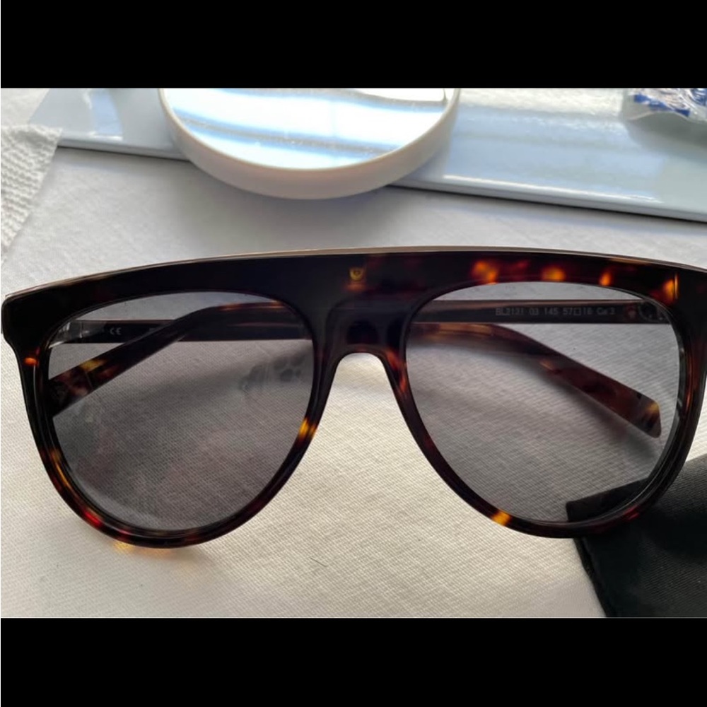Balmain Sunglasses - Picture 3 of 5